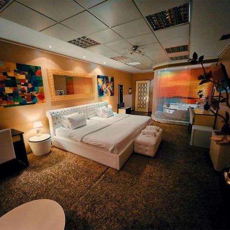 Hotel Rosa Blu Tiran Dış mekan fotoğraf