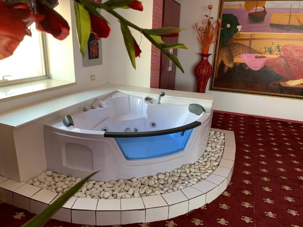 Hotel Rosa Blu Tiran Dış mekan fotoğraf