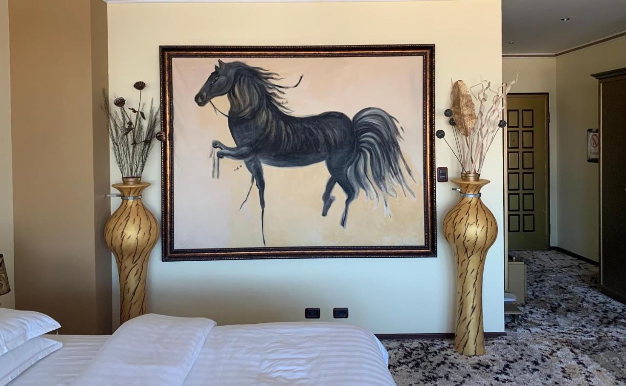Hotel Rosa Blu Tiran Dış mekan fotoğraf