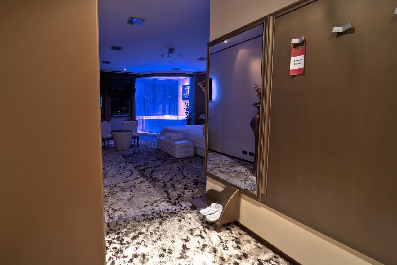 Hotel Rosa Blu Tiran Dış mekan fotoğraf