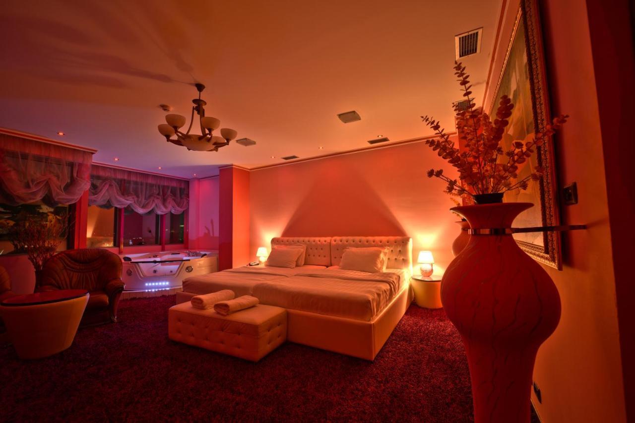 Hotel Rosa Blu Tiran Dış mekan fotoğraf